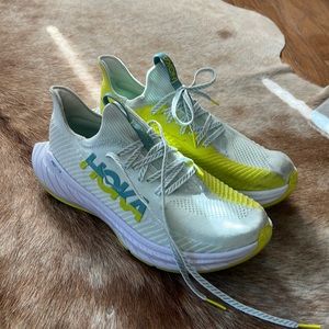 HOKa tennis shoes